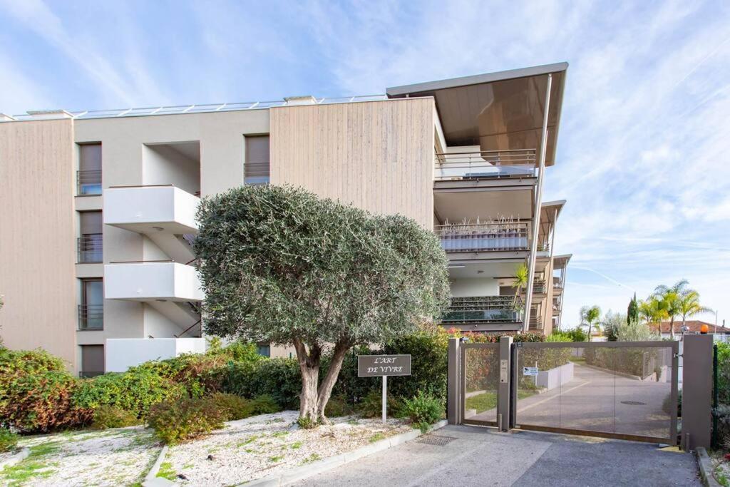 Appartement A7- 2 Bdr Sea & Mountain View - Ac, Parking, Pool & Terrace à Antibes Extérieur photo