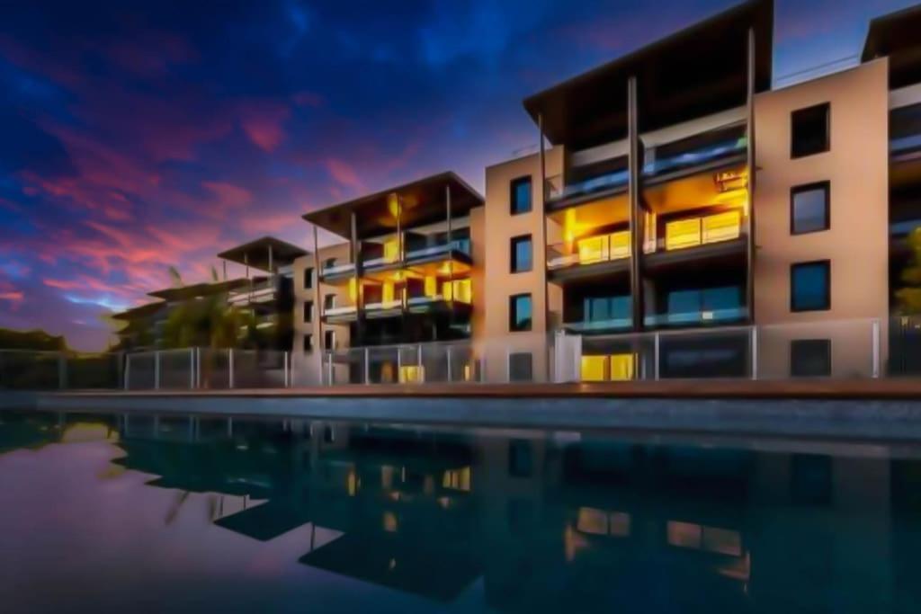 Appartement A7- 2 Bdr Sea & Mountain View - Ac, Parking, Pool & Terrace à Antibes Extérieur photo