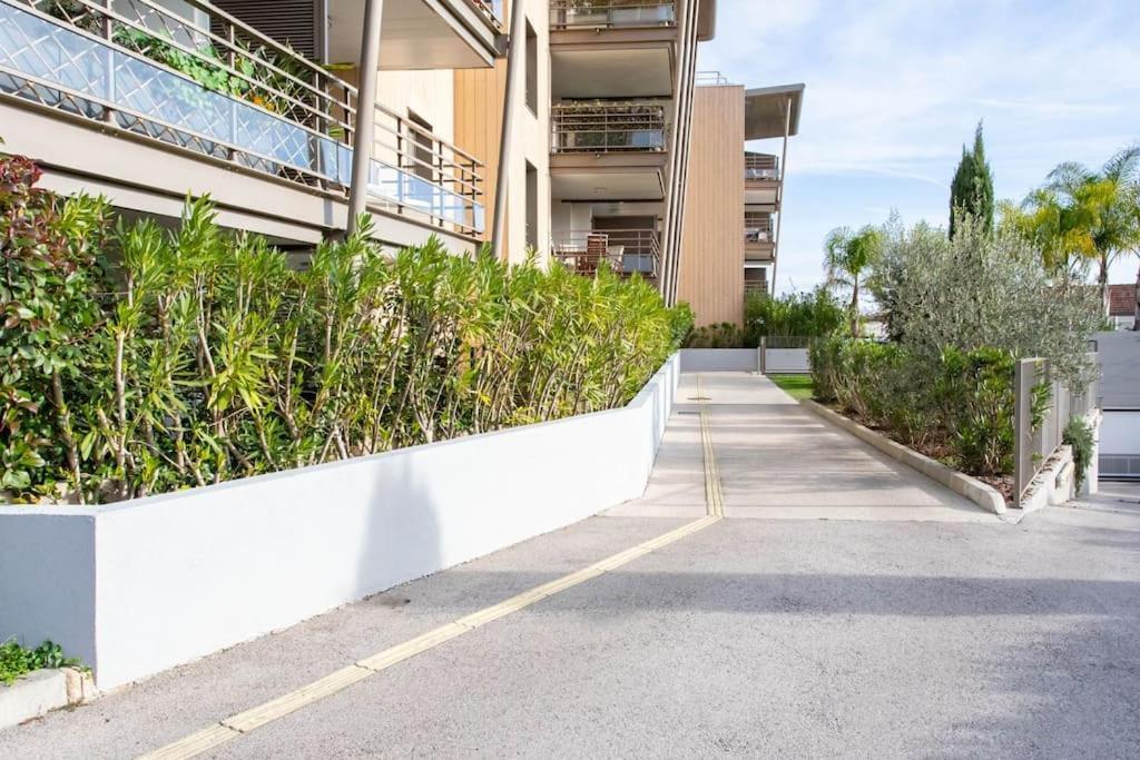 Appartement A7- 2 Bdr Sea & Mountain View - Ac, Parking, Pool & Terrace à Antibes Extérieur photo